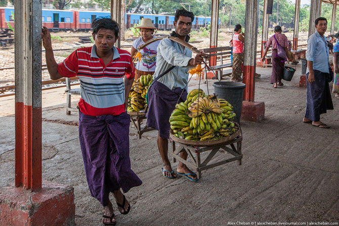 Как ездят на электричках в Юго-Восточной Азии