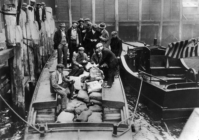 20 фото со времен сухого закона