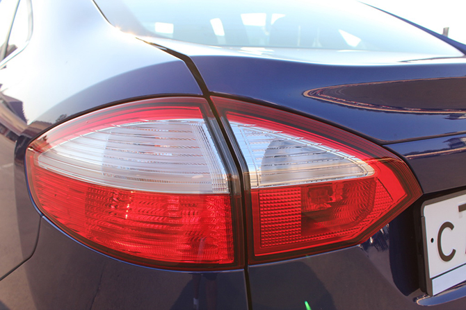 Пробуем седан Ford Fiesta 2015 «на вкус»