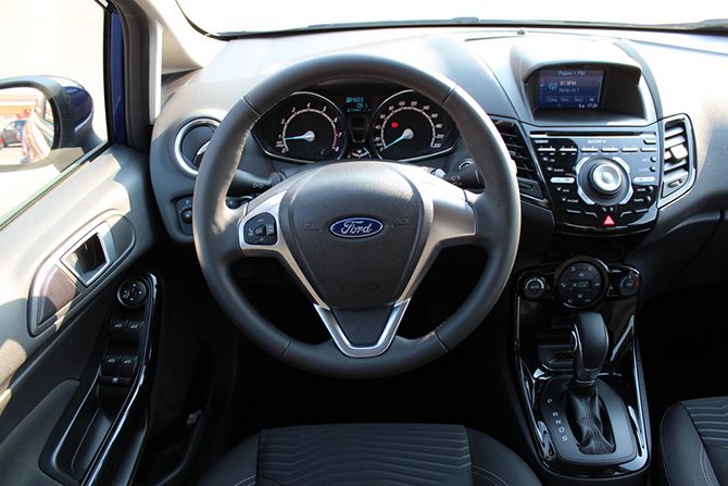 Пробуем седан Ford Fiesta 2015 «на вкус»