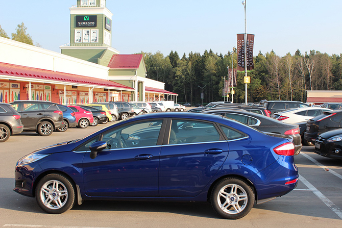 Пробуем седан Ford Fiesta 2015 «на вкус»