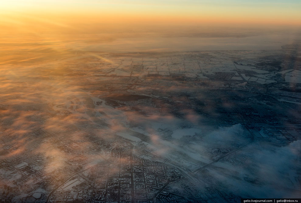 Земля из окна самолета в 2013 году