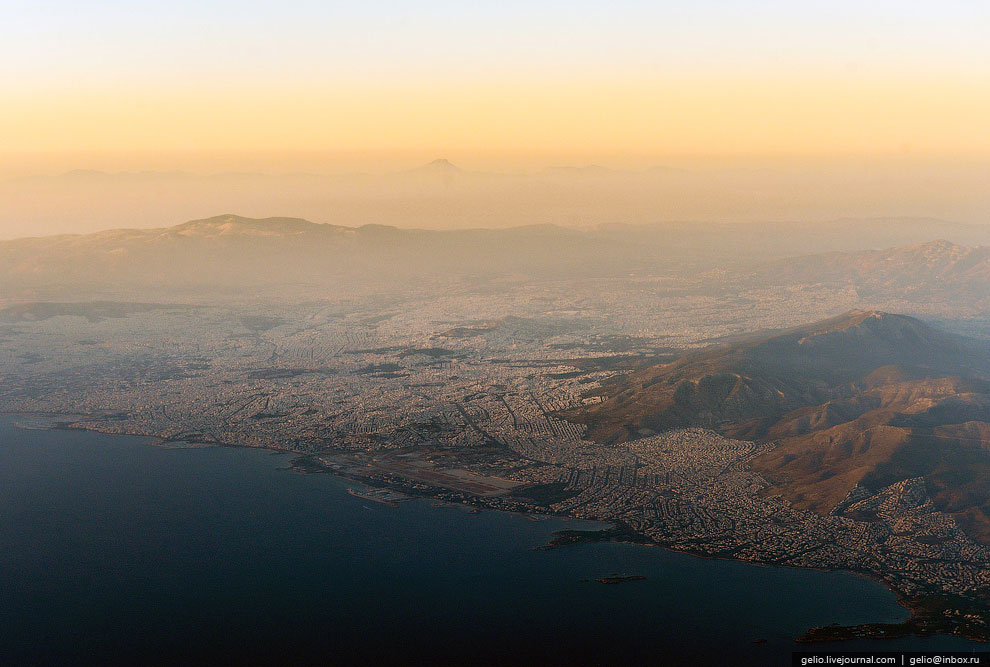 Земля из окна самолета в 2013 году