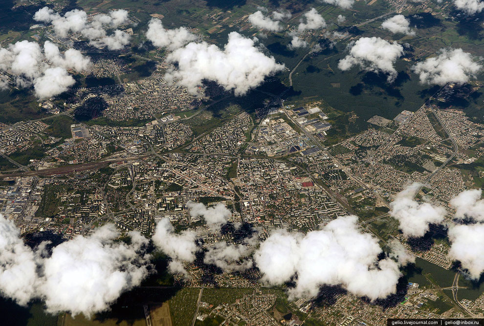 Земля из окна самолета в 2013 году