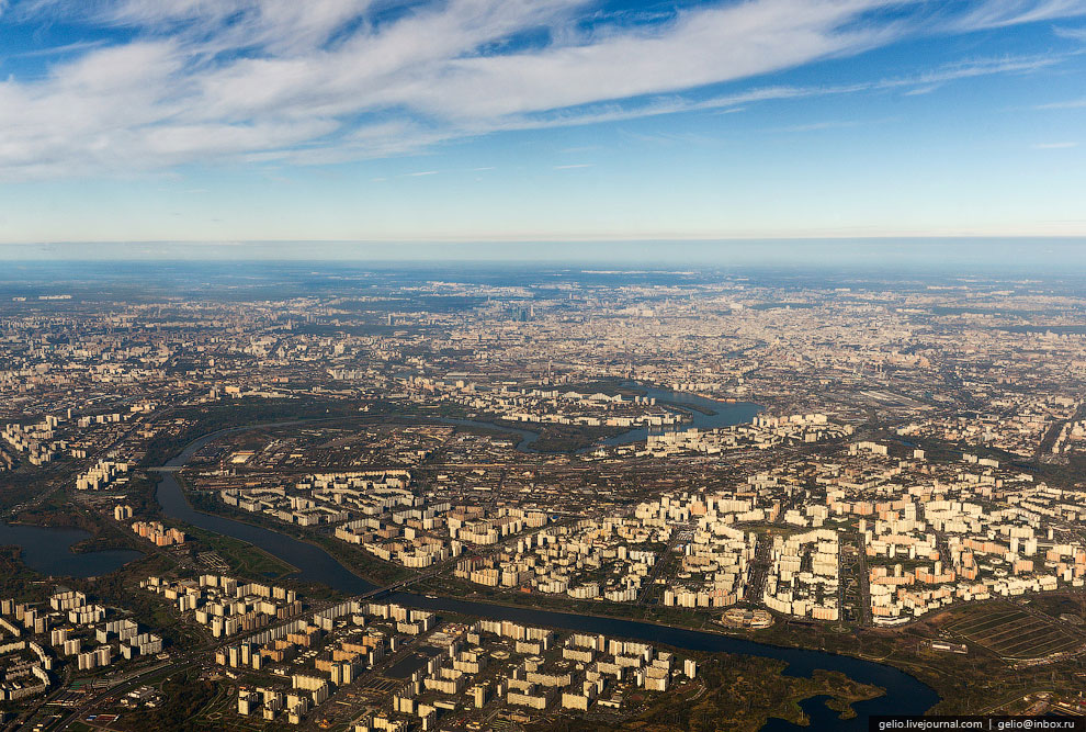 Земля из окна самолета в 2013 году