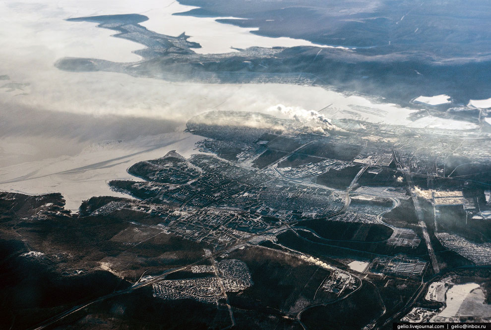 Земля из окна самолета в 2013 году