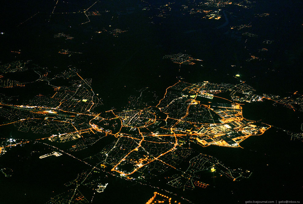 Земля из окна самолета в 2013 году