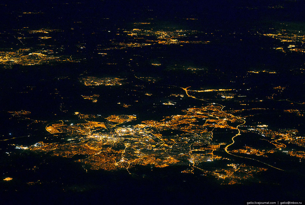 Земля из окна самолета в 2013 году