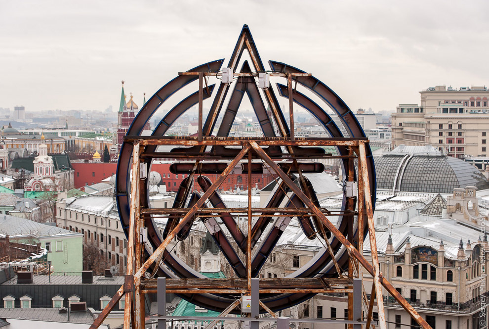 Самые большие механические часы в мире