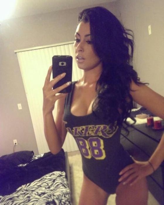 Очаровательные чирлидерши и болельщицы