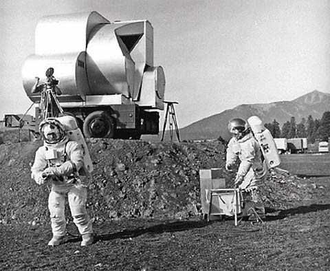 Были американцы на Луне