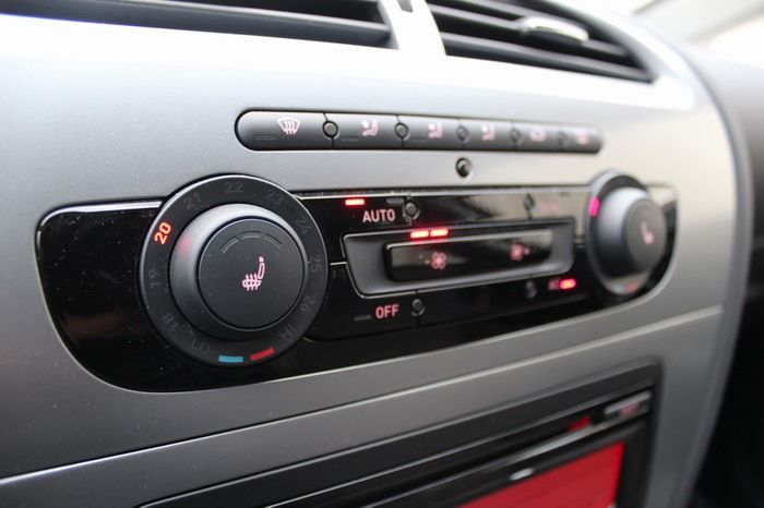 Тест-драйв Seat Leon