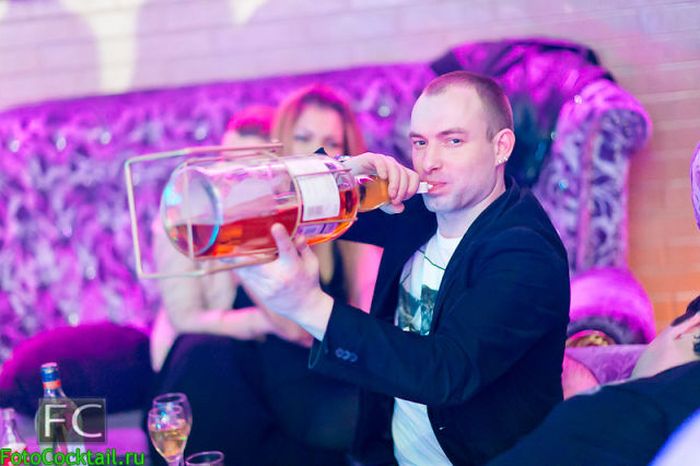 Люди из наших ночных клубов (48 фото)