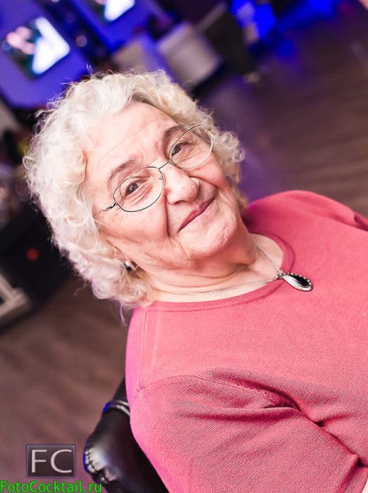 Люди из наших ночных клубов (48 фото)