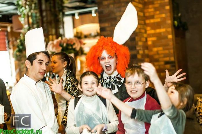 Люди из наших ночных клубов (48 фото)