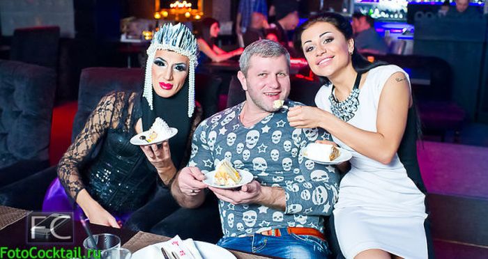 Люди из наших ночных клубов (48 фото)