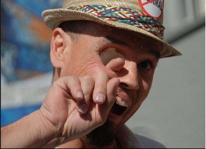 Нелёгкая жизнь Билли Оуэна (4 фото)