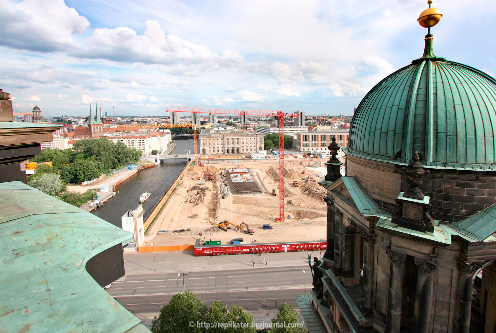 Берлин с высоты Берлинского Кафедрального Собора Берлин с высоты Берлинского Кафедрального Собора