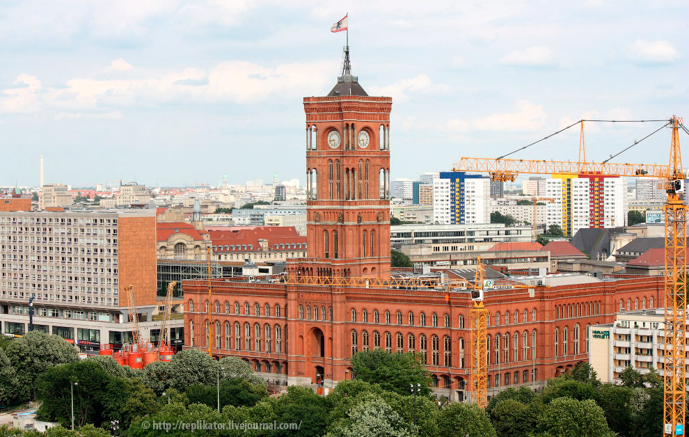 Берлин с высоты Берлинского Кафедрального Собора Берлин с высоты Берлинского Кафедрального Собора