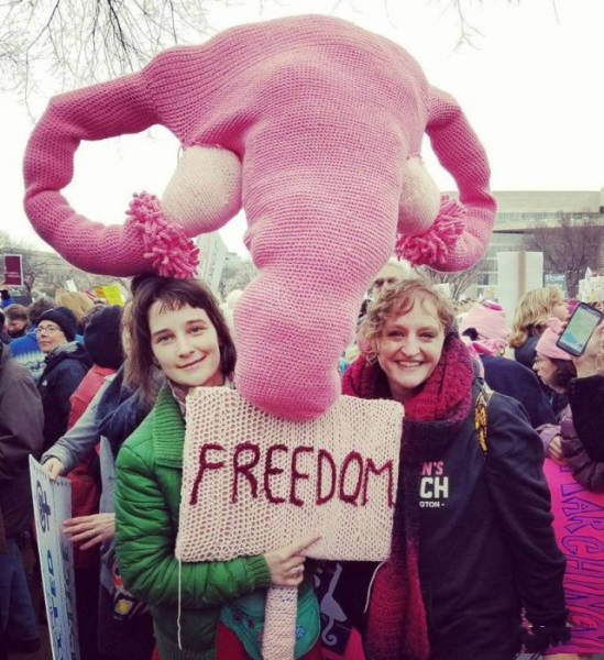 Странные фото с девушками