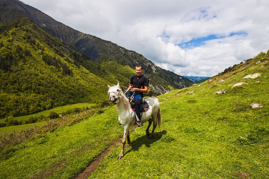 Ледник Адиши на Кавказе Ледник Адиши на Кавказе