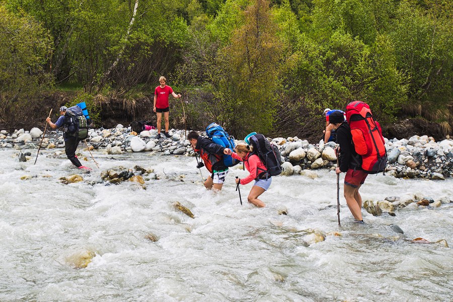 Ледник Адиши на Кавказе Ледник Адиши на Кавказе