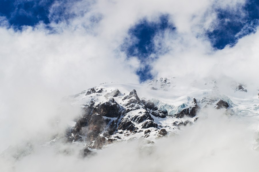Ледник Адиши на Кавказе Ледник Адиши на Кавказе