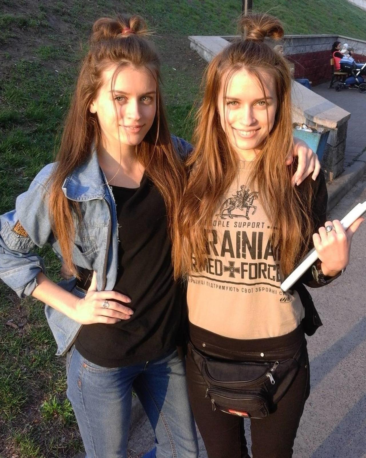 Правые девчонки