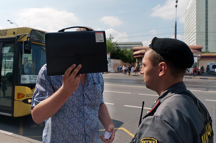 Как ловят «зайцев» на общественном транспорте