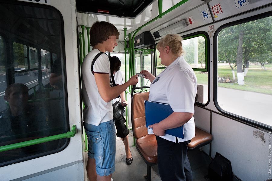 Как ловят «зайцев» на общественном транспорте
