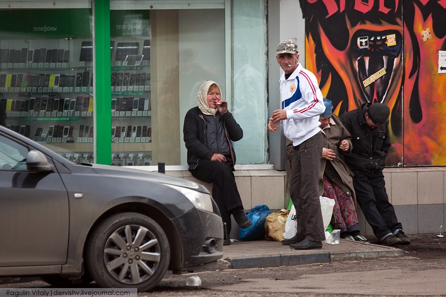 У Курского вокзала в Москве