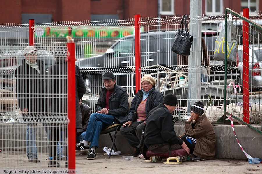 У Курского вокзала в Москве