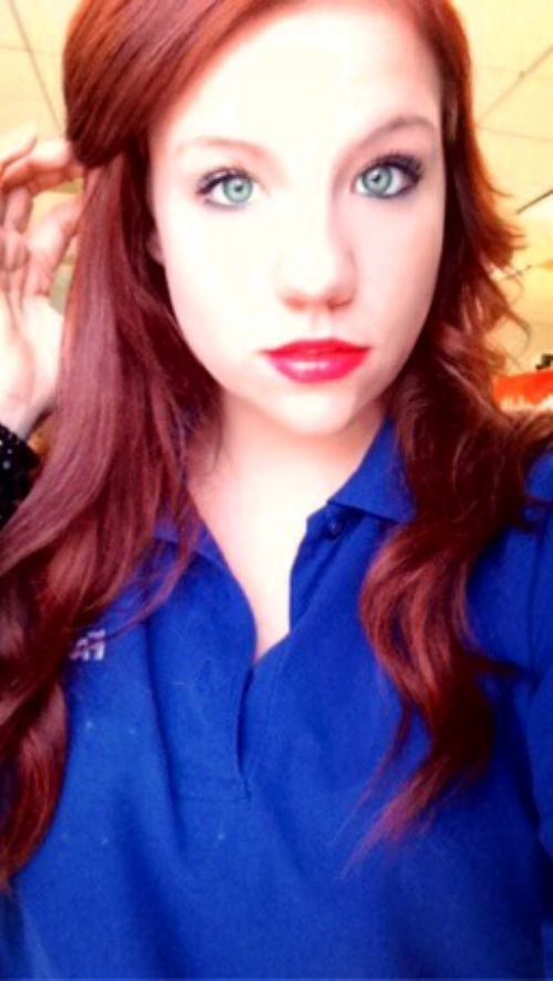 Девушки на работе (45 фото)