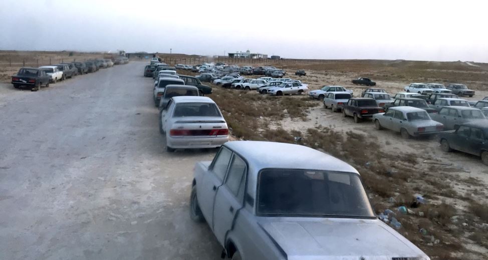 Свалка отечественных автомобилей на туркмено-казахстанской границе