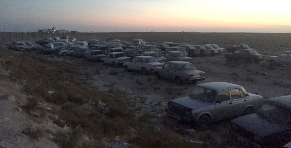 Свалка отечественных автомобилей на туркмено-казахстанской границе