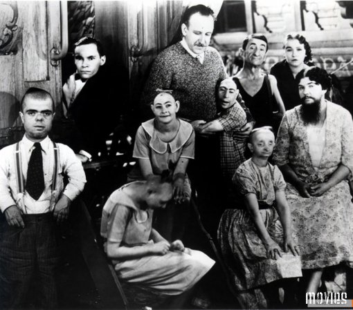 Топ-20 Самых шокирующих, тошнотворных и запрещенных фильмов: