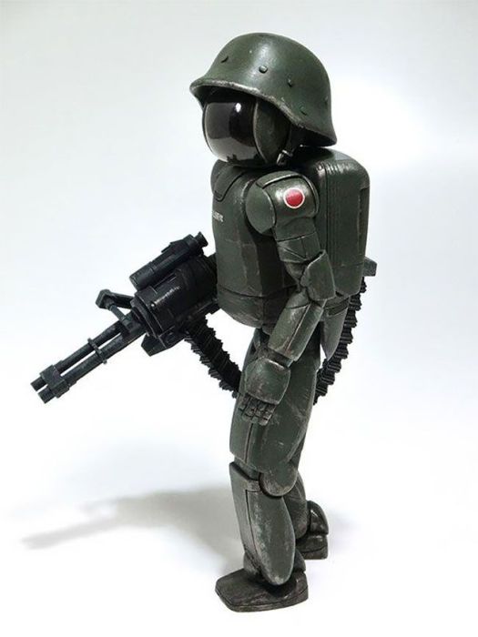 Художник создает фигурки постапокалиптических солдат