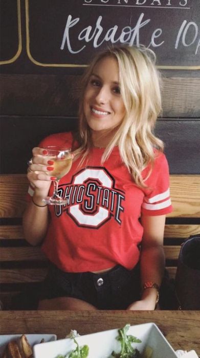 Прекрасные болельщицы