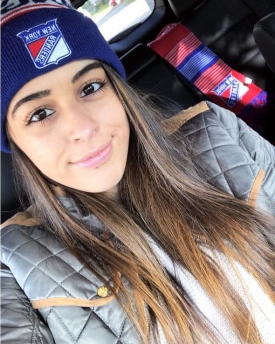 Прекрасные болельщицы