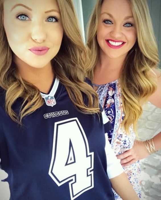 Прекрасные болельщицы