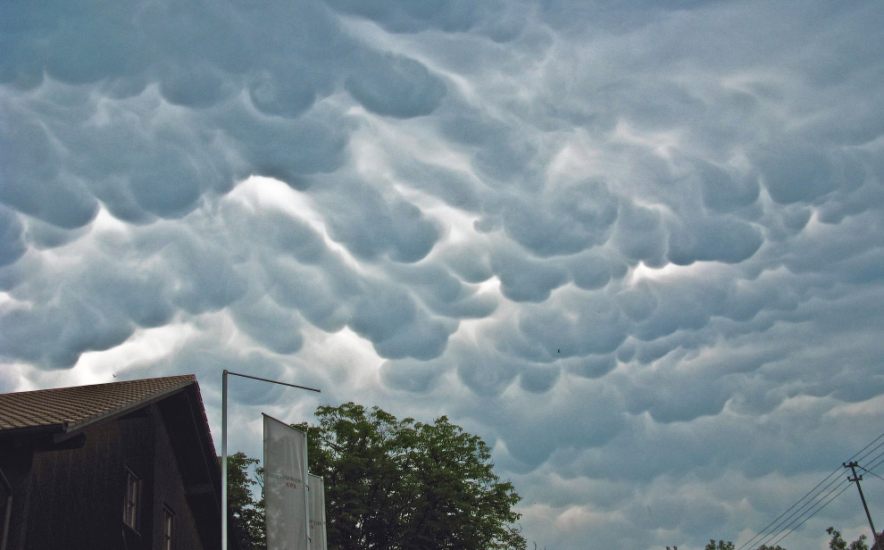 Необычные облака: Mammatus
