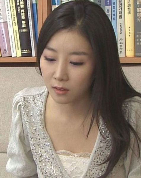 Пластическая операция телеведущей из Южной Кореи (6 фото)