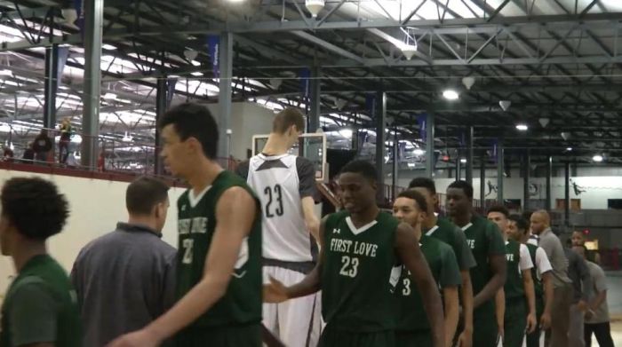 16-летний баскетболист может стать самым высоким профессиональным игроком в истории NBA