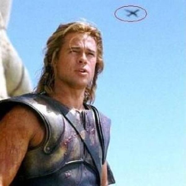 Киноляпы в известных фильмах Киноляпы в известных фильмах