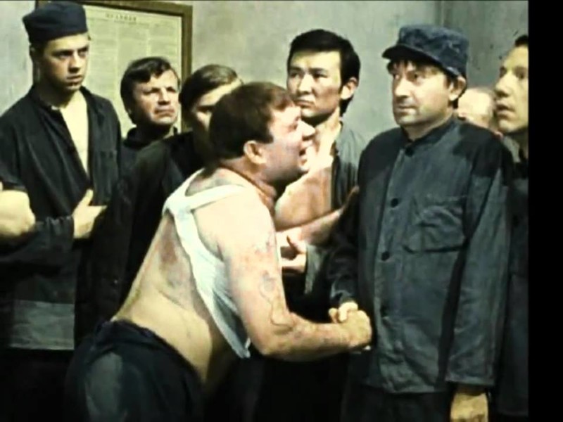 Киноляпы в известных фильмах Киноляпы в известных фильмах