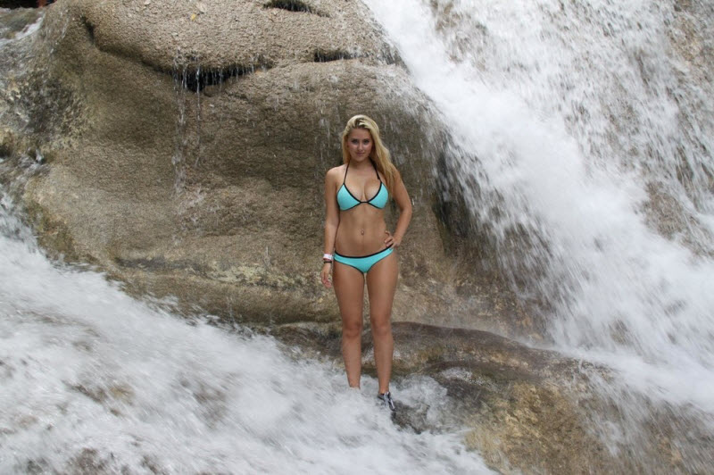 Любительские фото девушек в бикини