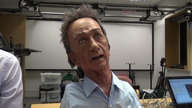 В Великобритании создали робота с человеческой мимикой