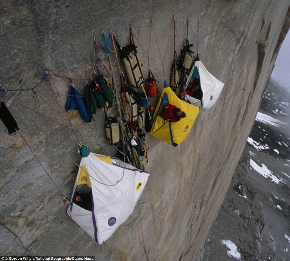 Безумный отдых от рисковых экстремалов Безумный отдых от рисковых экстремалов