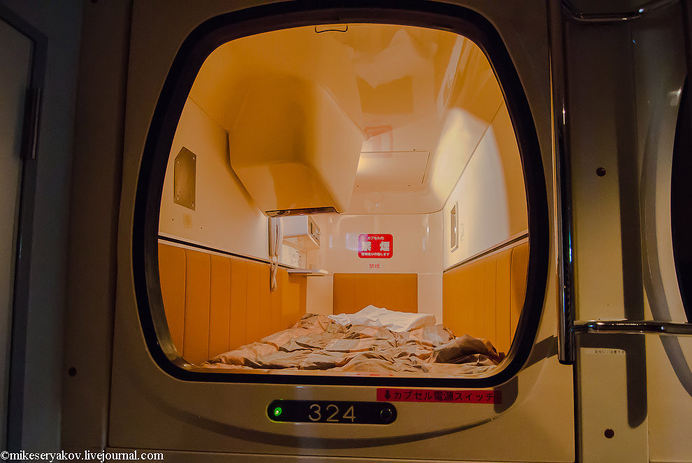 Как устроены японские капсульные отели Как устроены японские капсульные отели