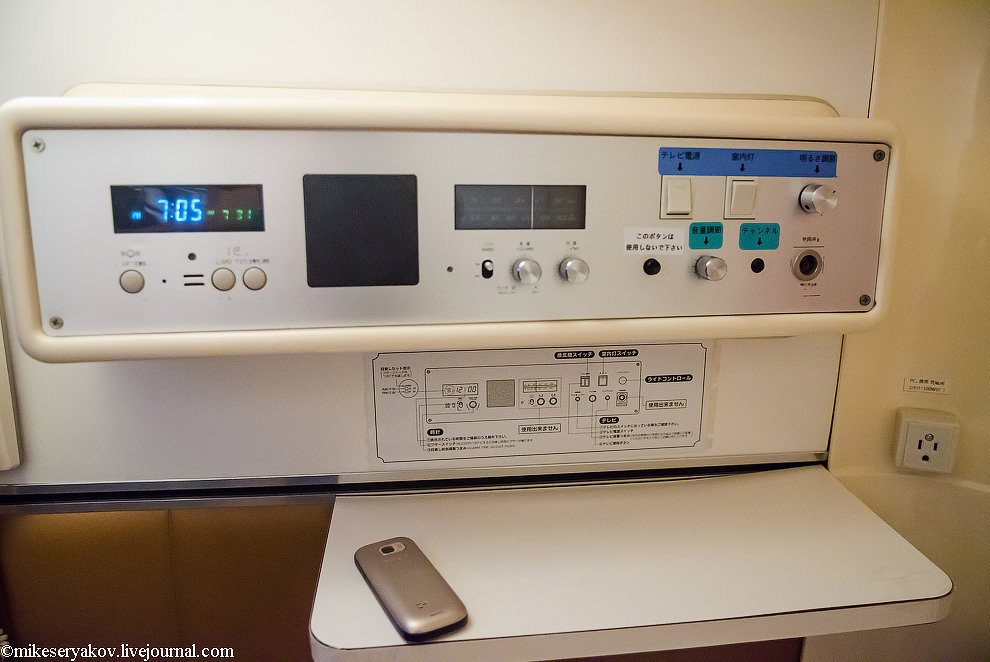 Как устроены японские капсульные отели Как устроены японские капсульные отели